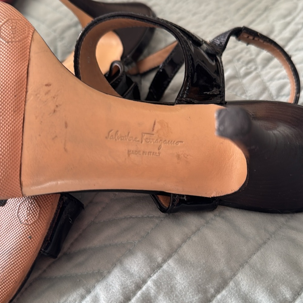 Salvatore Ferragamo Black Women's Heels - Picture 4 of 11